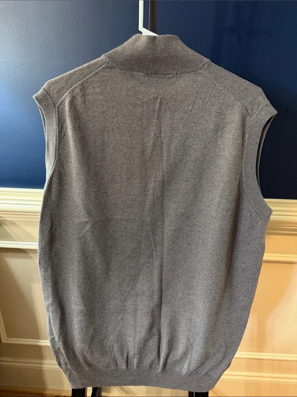 Men's Heather Brown Zip-Neck Sleeveless Sweater Vest